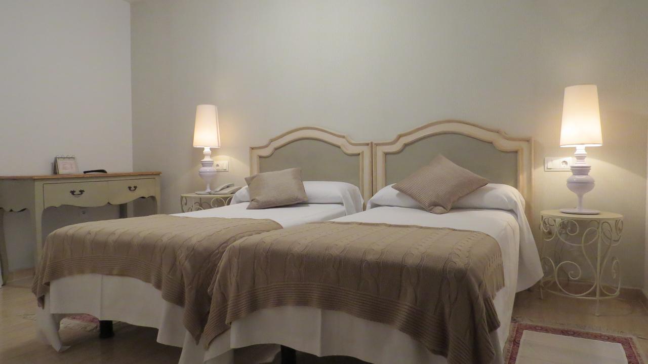 Hotel Rural Eloy Баньос-де-Монтемайор Экстерьер фото